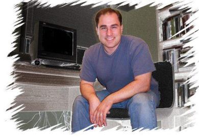 Andy Kaiser, creator of the Digital Bits Technology Column. He's sitting on a chair.