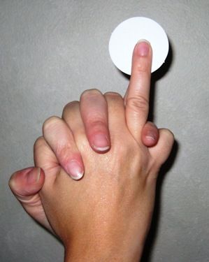 Can you separate your ring fingers to drop the object? Can you separate your ring fingers to drop the object?